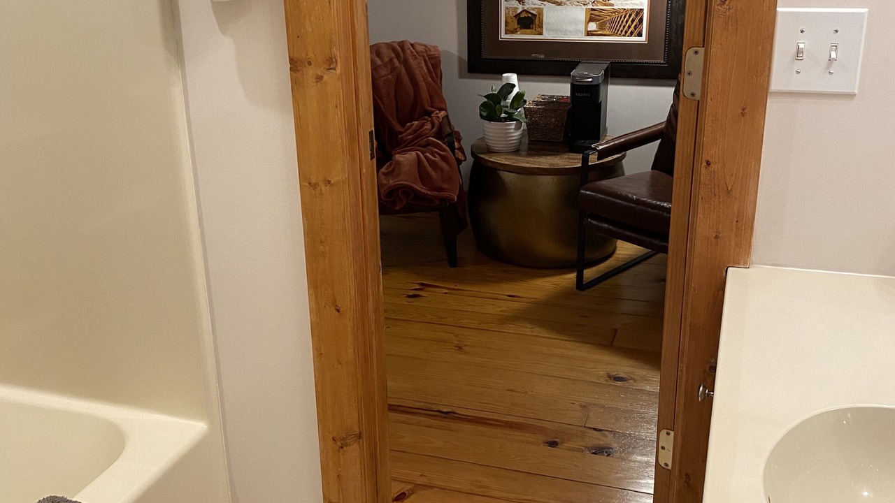 Photo of Bathroom in Gumlog