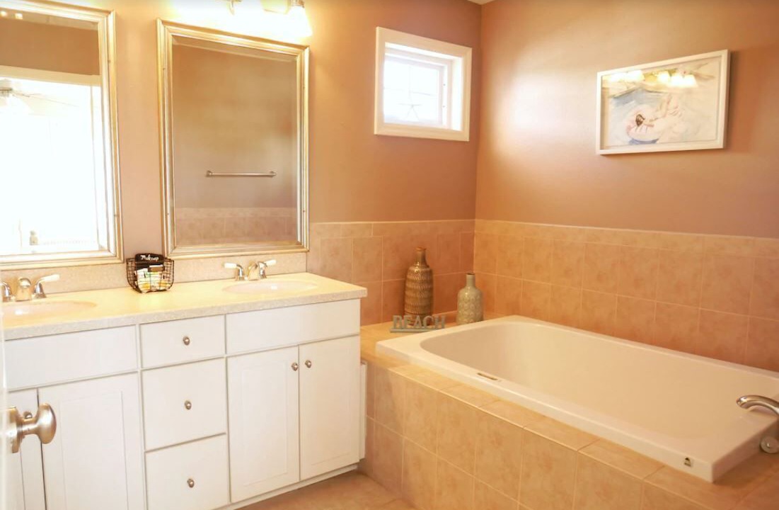 Photo of Bathroom in Seagrass