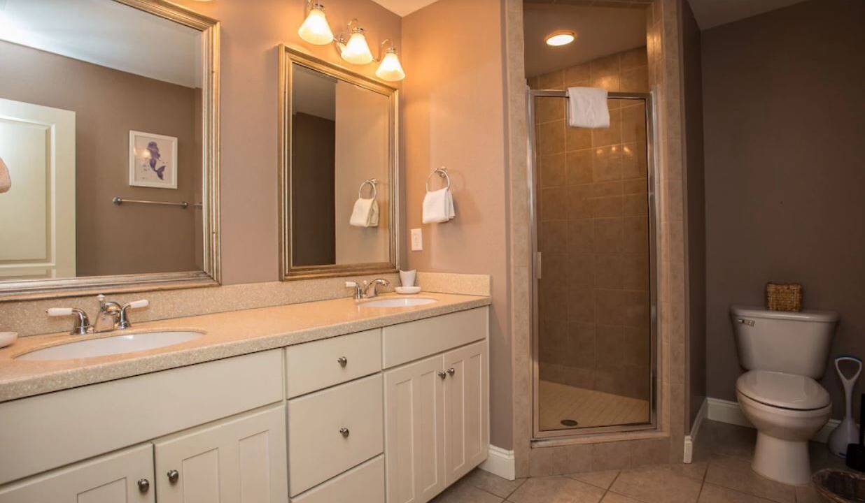 Photo of Bathroom in Seagrass