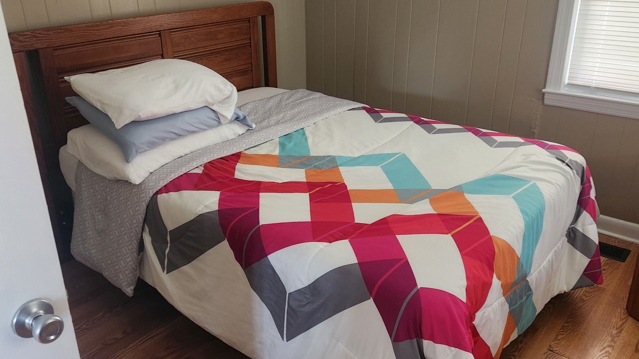 Photo of Bedroom in Opelika