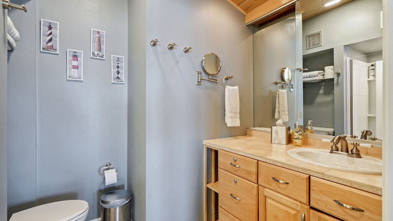 Photo of Bathroom in West End