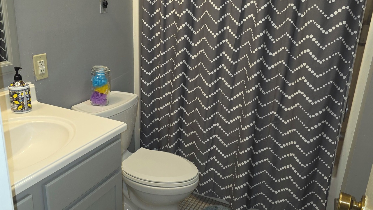 Photo of Bathroom in Bloomingdale