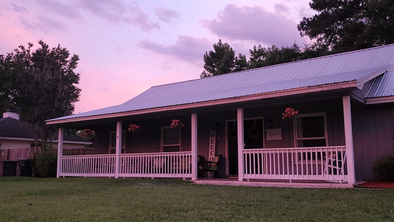Photo of Outdoor in Bloomingdale
