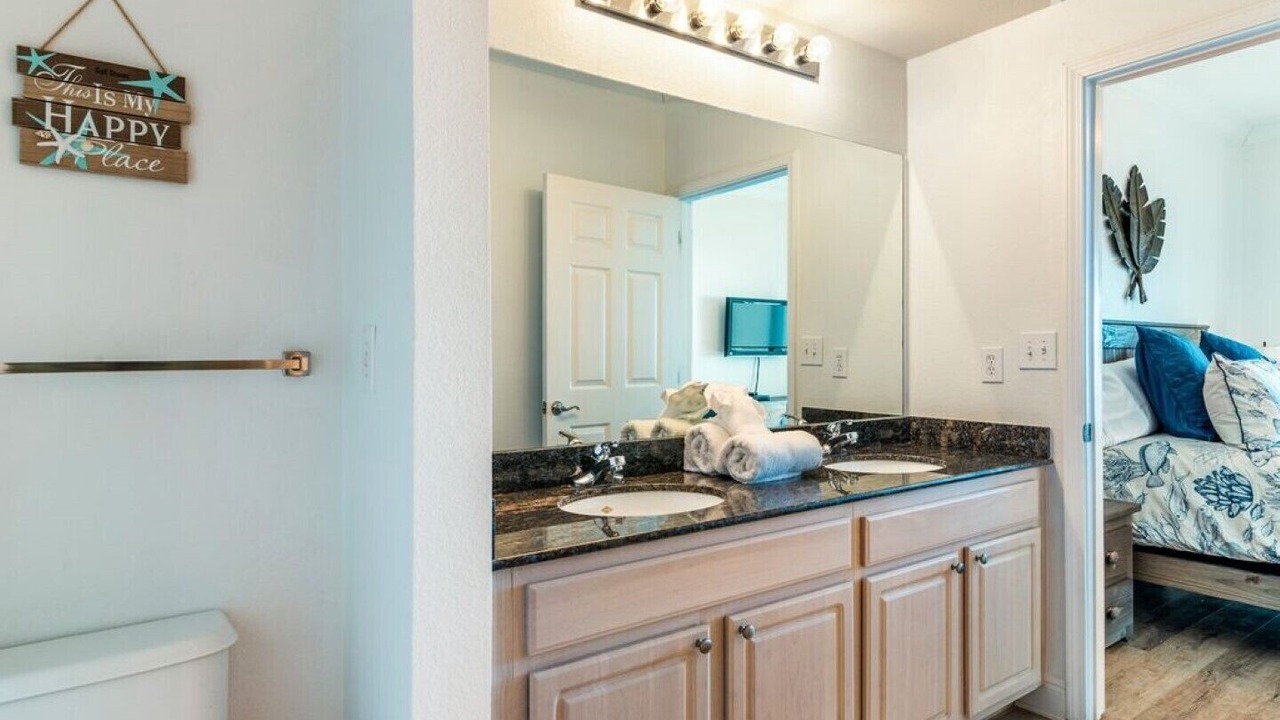 Photo of Bathroom in Gulf Shores