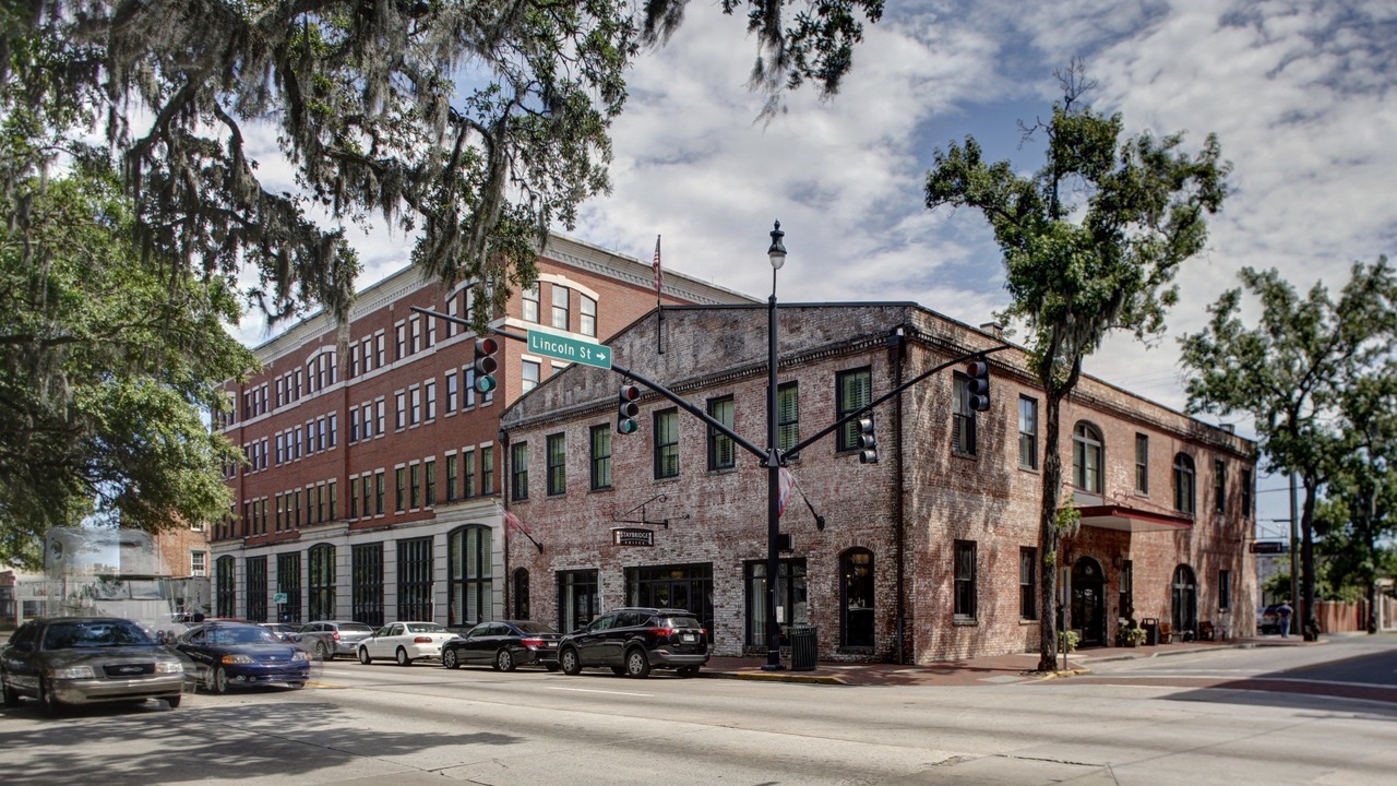 Photo of Others in Historic District - North