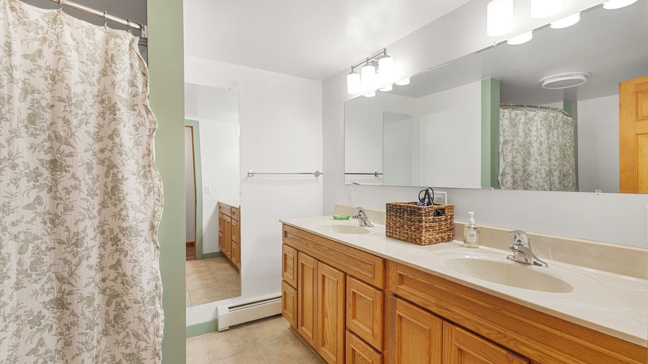 Photo of Bathroom in New Era