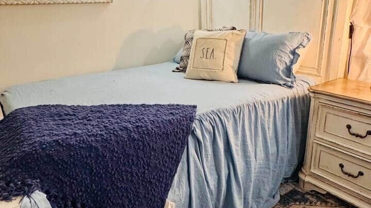 Photo of Bedroom in Ono Island