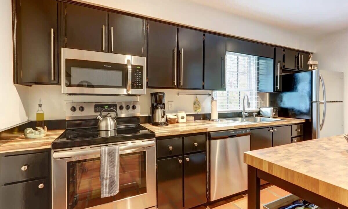 Photo of Kitchen in Historic Downtown Savannah