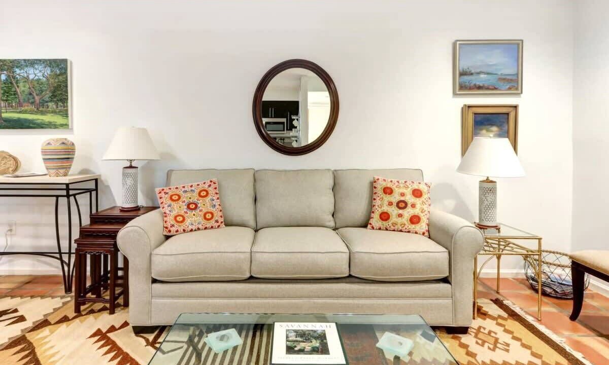 Photo of Livingroom in Historic Downtown Savannah