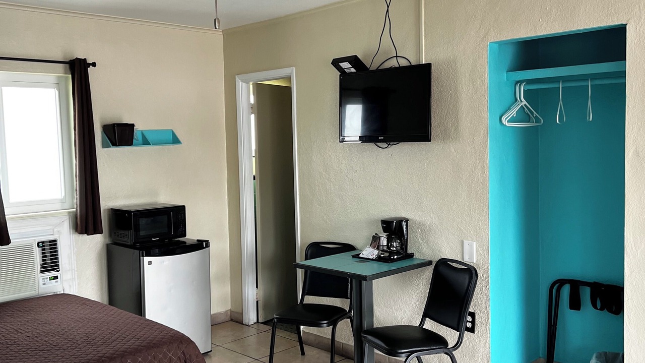 Photo of Bedroom in Edgewater