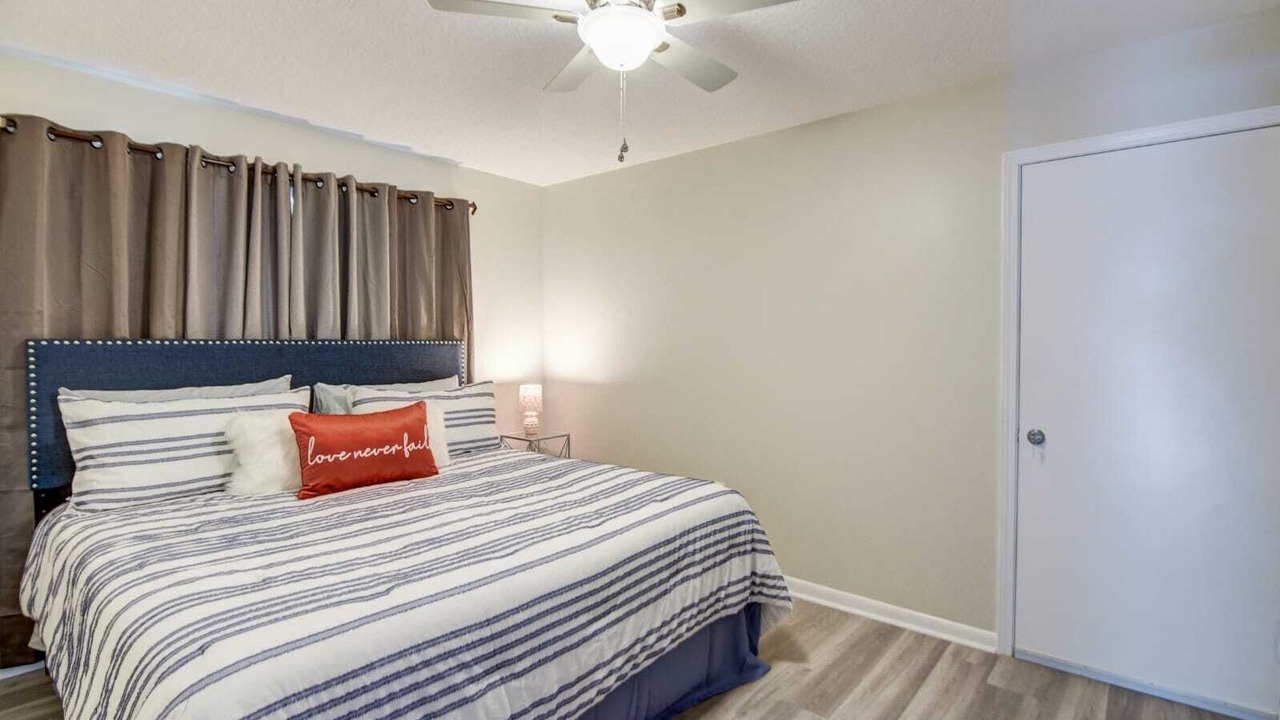 Photo of Bedroom in Hattiesburg