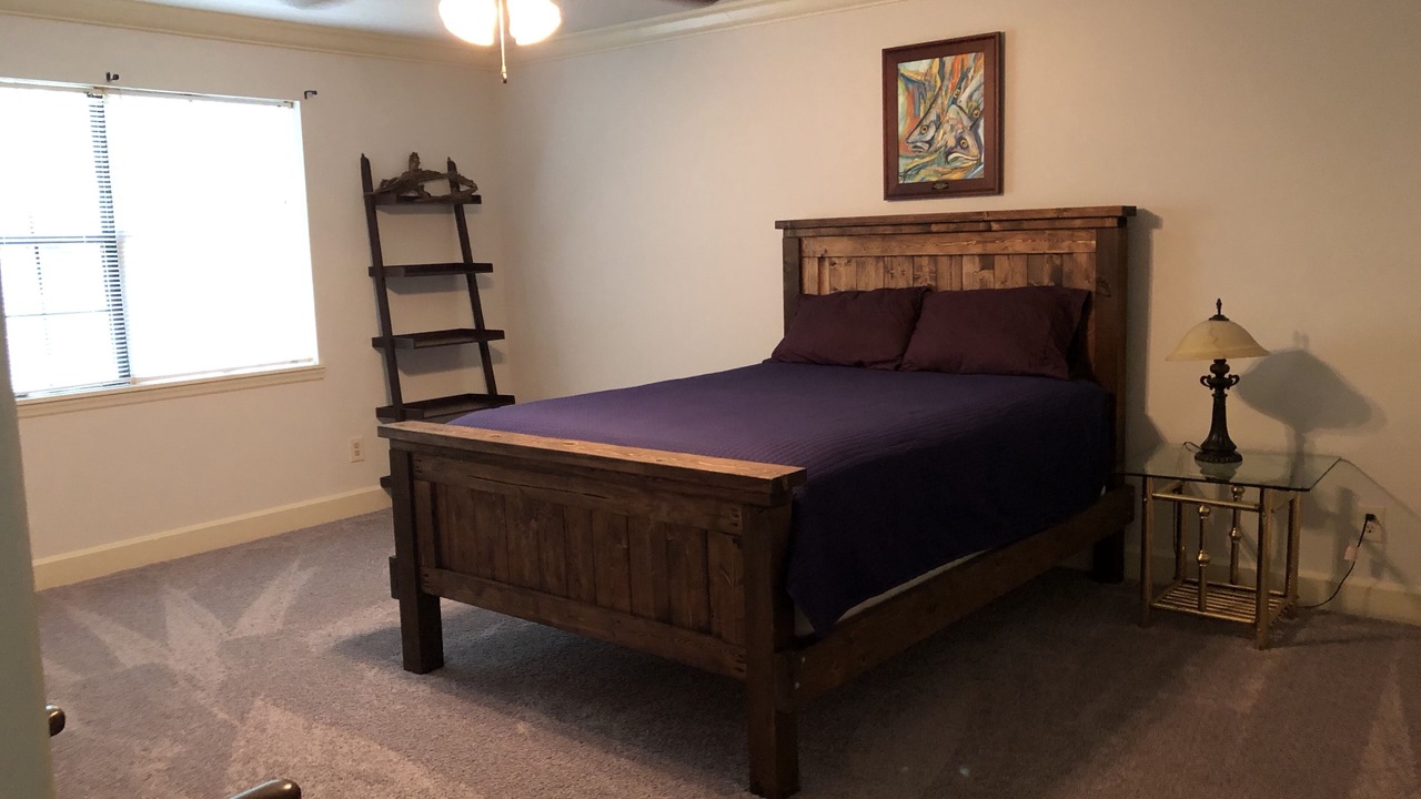 Photo of Bedroom in Columbiana