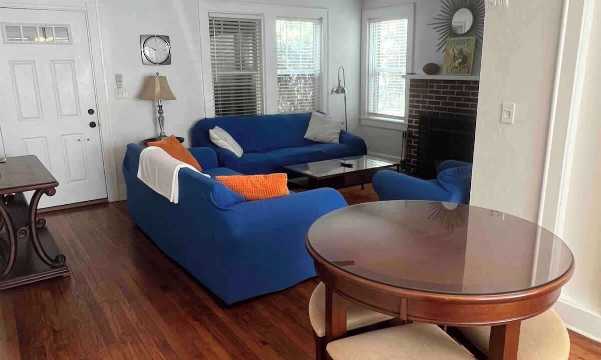 Photo of Livingroom in Gainesville