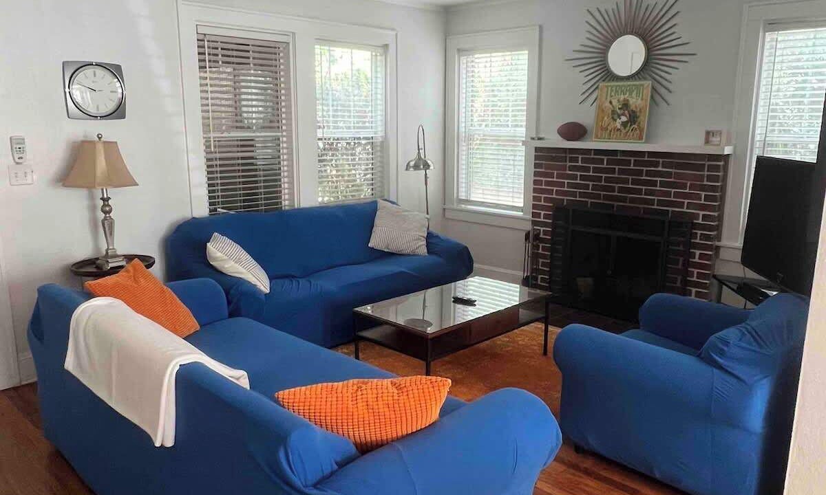 Photo of Livingroom in Gainesville