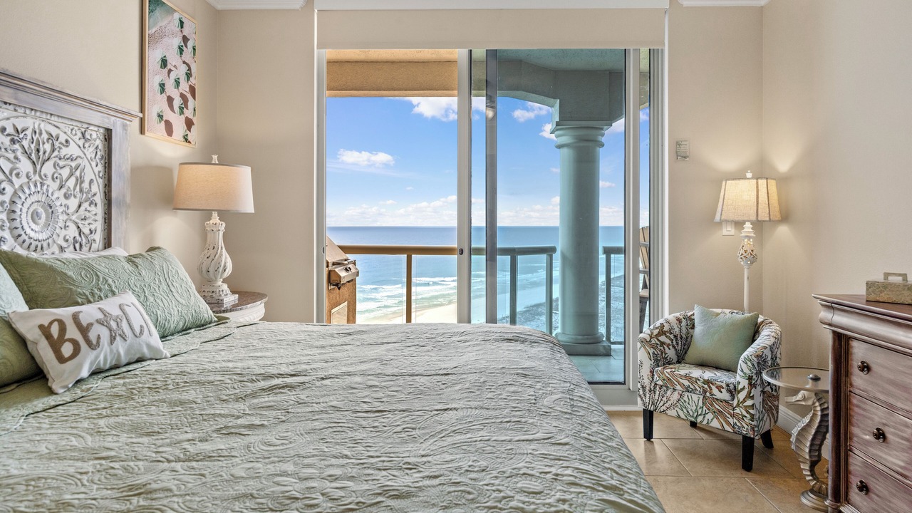 Photo of Bedroom in Pensacola Beach