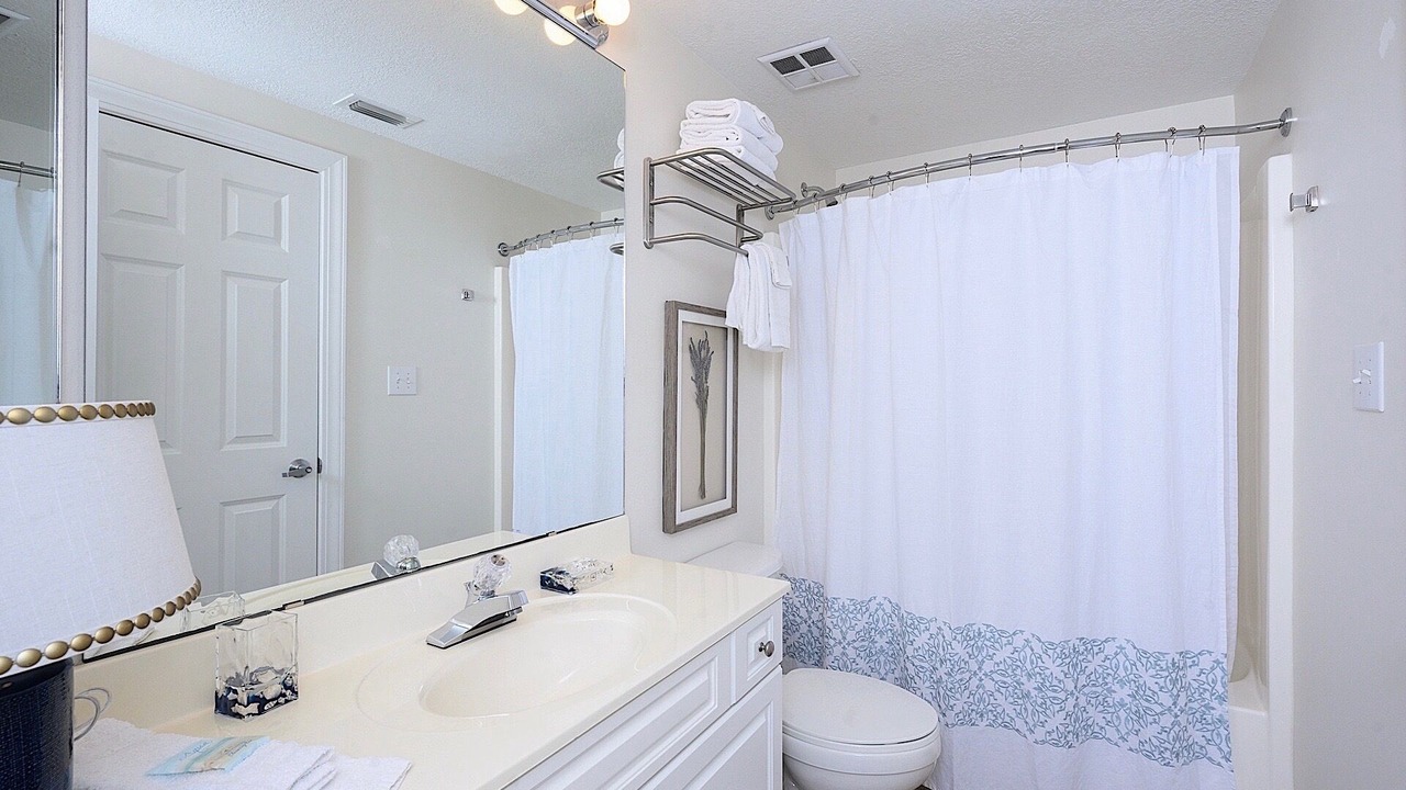 Photo of Bathroom in Orange Beach