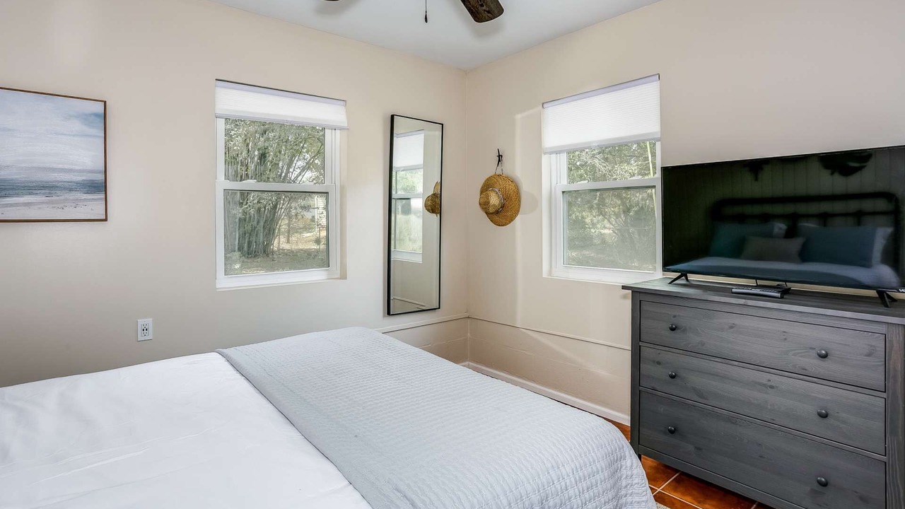 Photo of Bedroom in Ono Island