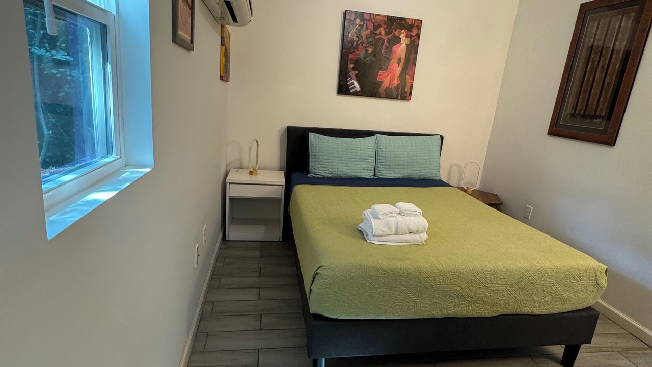 Photo of Bedroom in Faubourg Delachaise