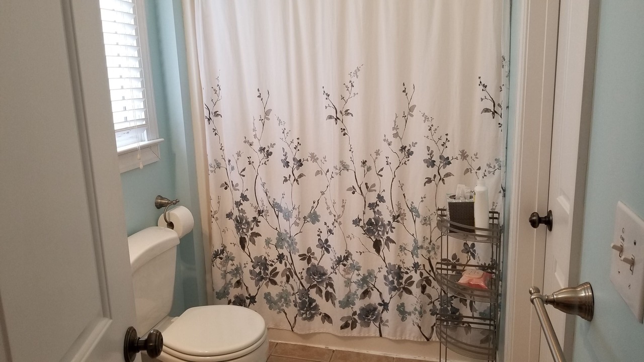 Photo of Bathroom in Candler Park
