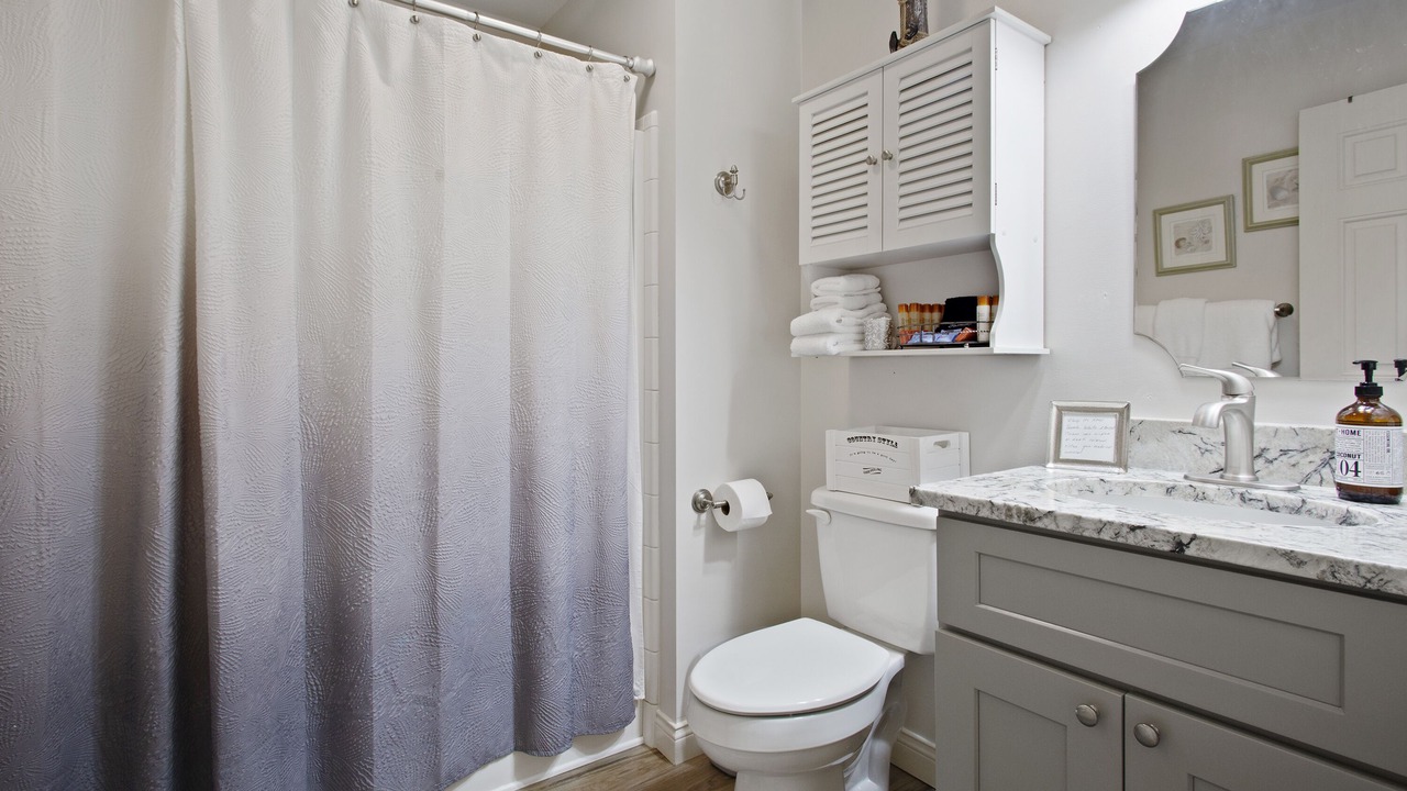 Photo of Bathroom in Long Beach