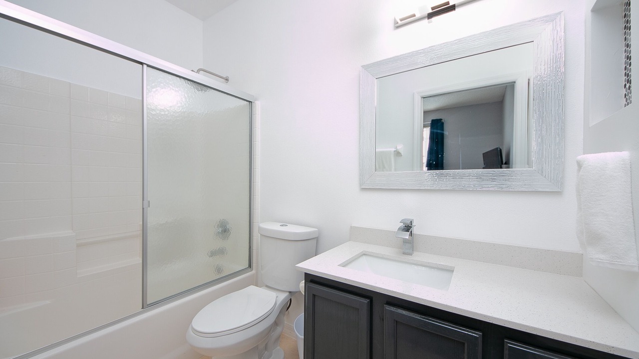 Photo of Bathroom in Sunset Ridge