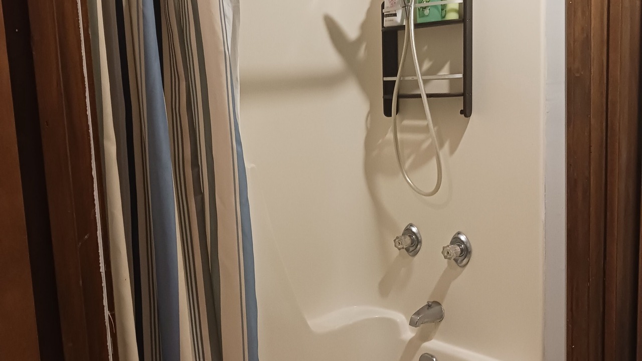 Photo of Bathroom in Diamondhead