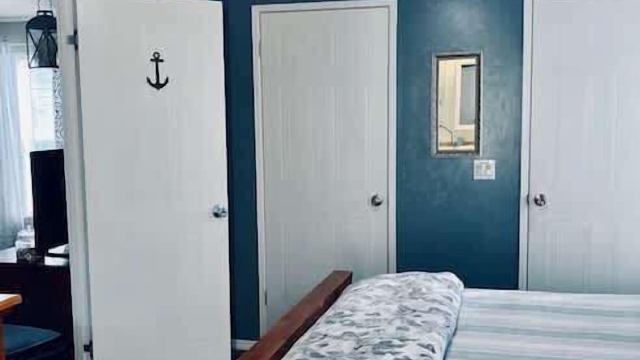 Photo of Bedroom in Davenport
