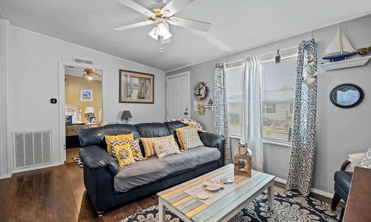 Photo of Bedroom in Davenport