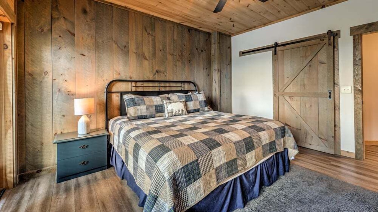 Photo of Bedroom in Blue Ridge