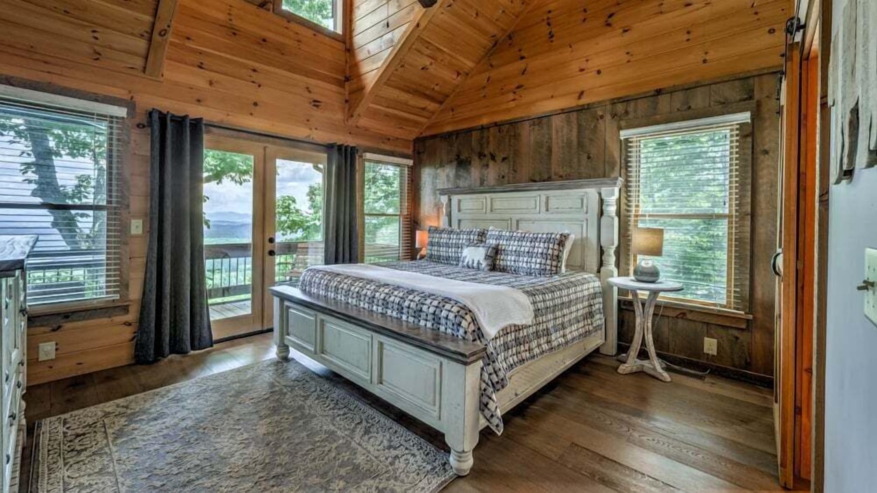 Photo of Bedroom in Blue Ridge