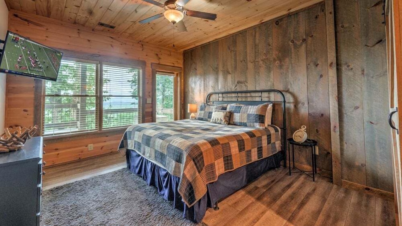 Photo of Bedroom in Blue Ridge