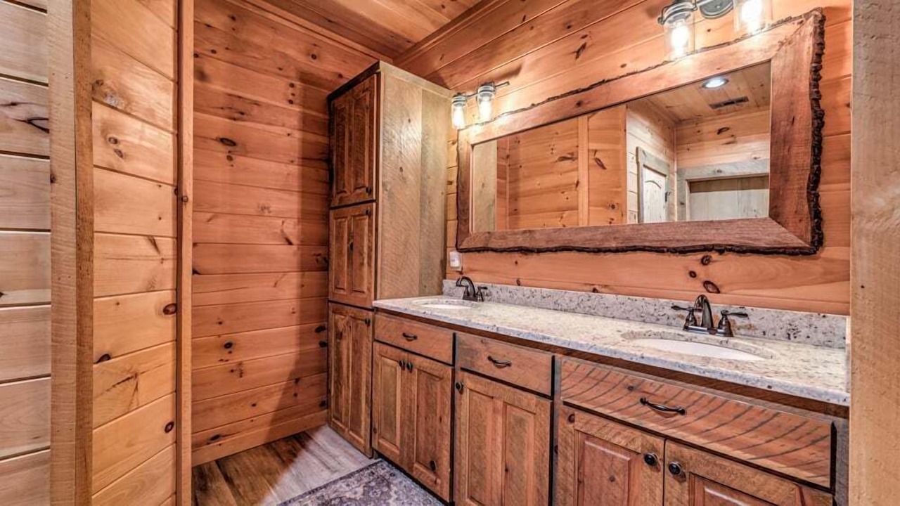 Photo of Bathroom in Blue Ridge