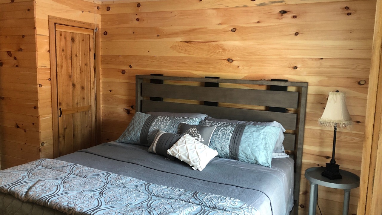 Photo of Bedroom in Cherokee