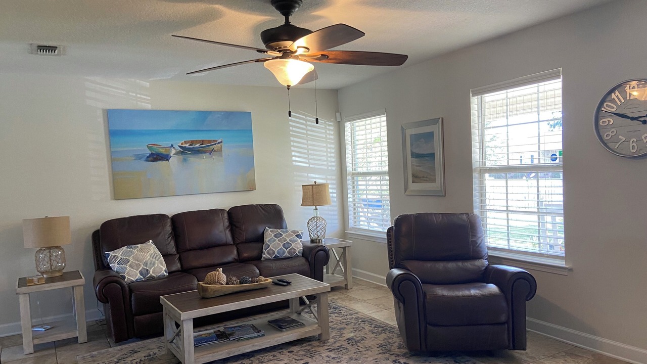 Photo of Livingroom in Long Beach