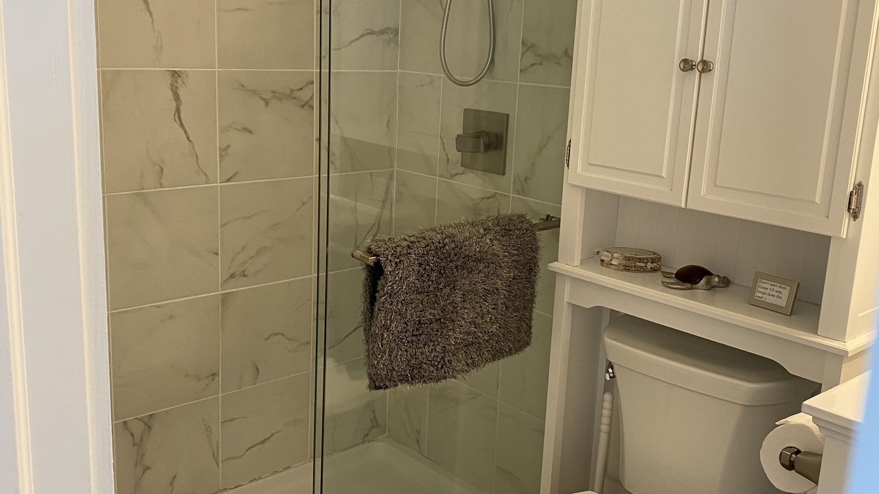 Photo of Bathroom in Ono Island