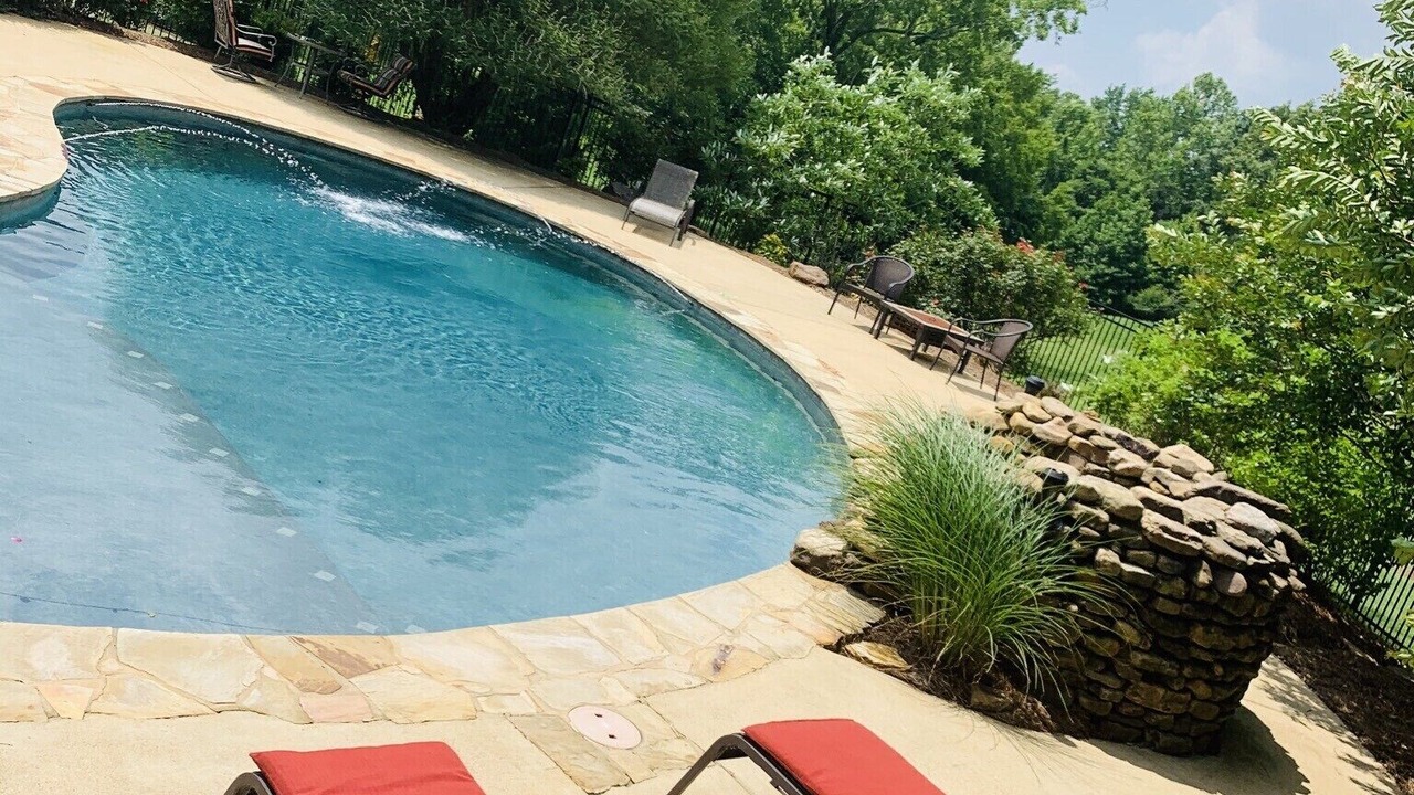 Photo of Outdoor in Water Valley
