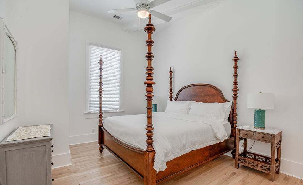 Photo of Bedroom in Tybee Island