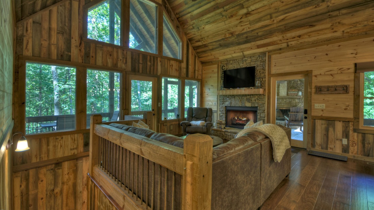 Photo of Livingroom in Blue Ridge
