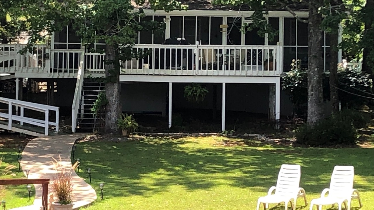 Photo of Outdoor in Jacksons' Gap