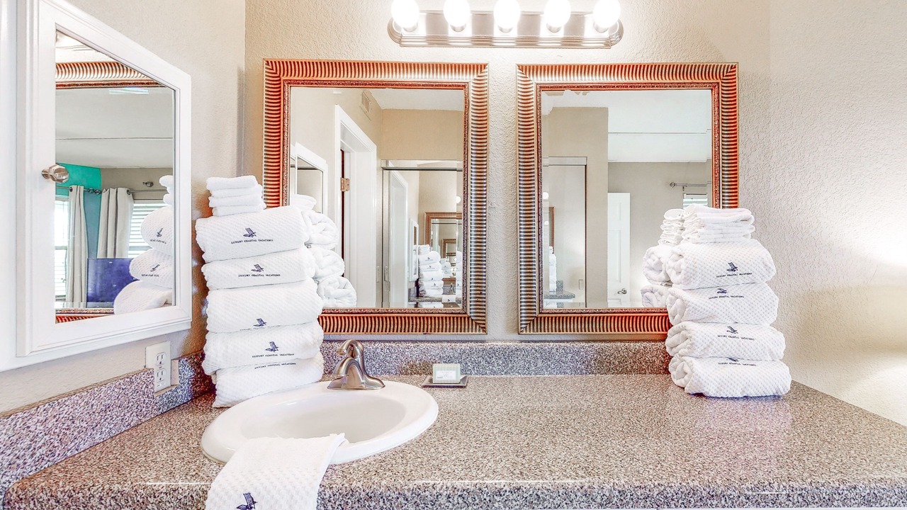 Photo of Bathroom in Ono Island