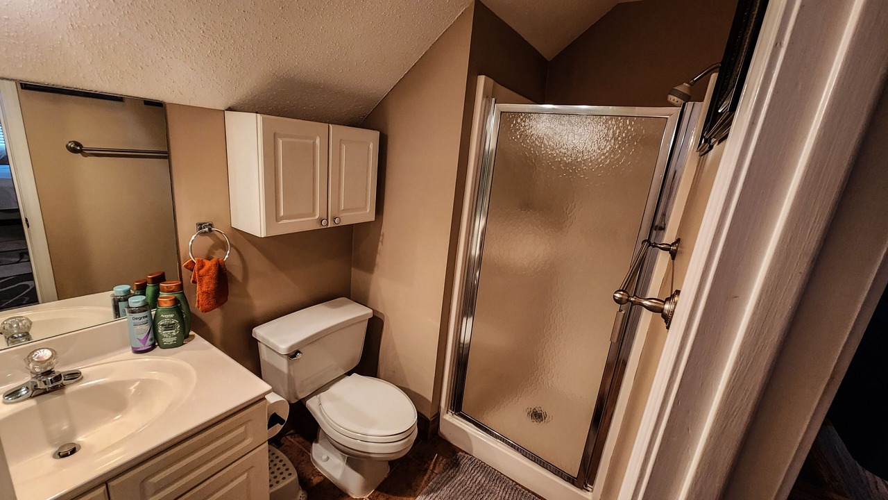 Photo of Bathroom in Taylorville