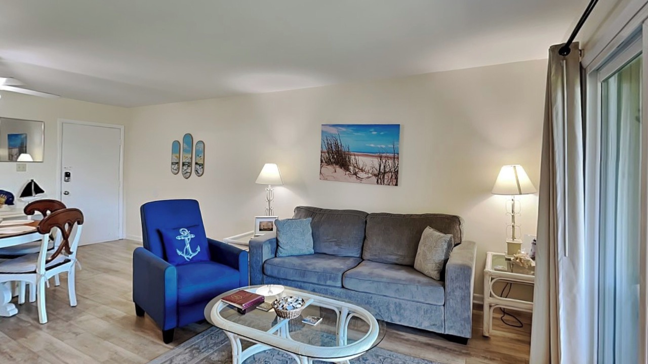 Photo of Livingroom in Tybee Island