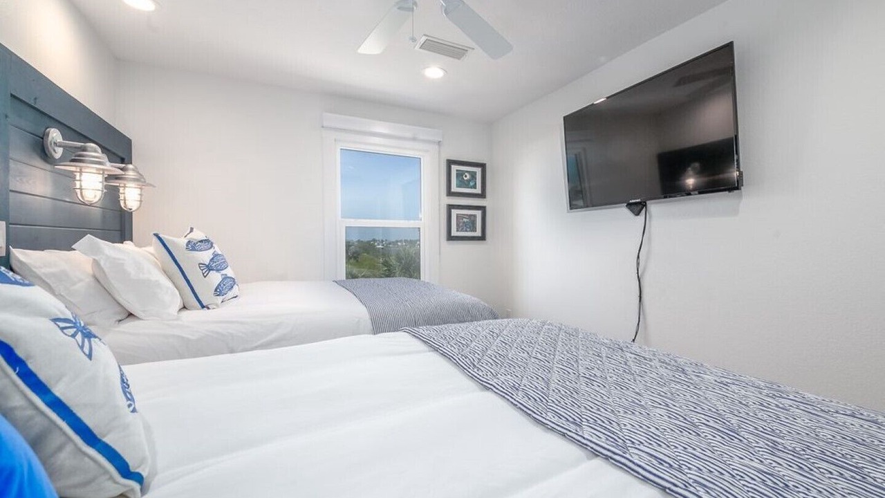 Photo of Bedroom in Ono Island