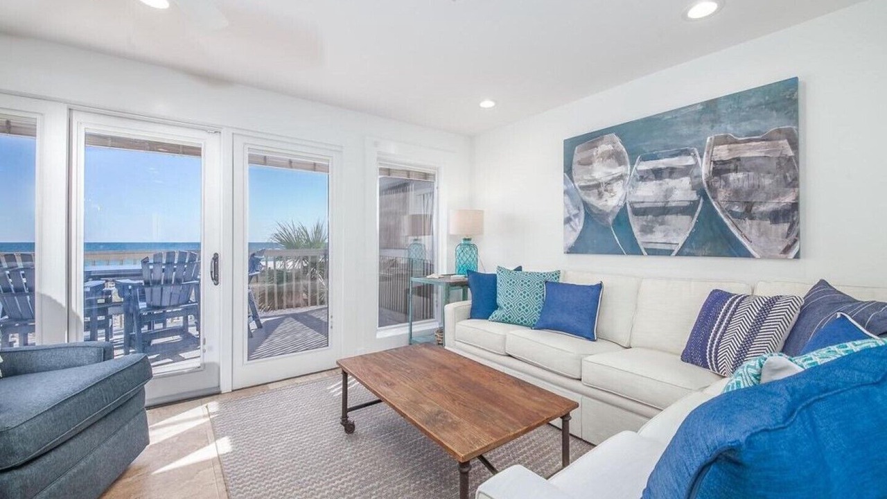 Photo of Livingroom in Ono Island