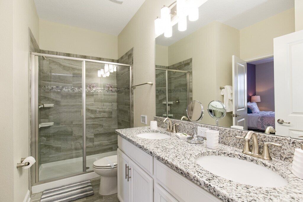 Photo of Bathroom in Davenport