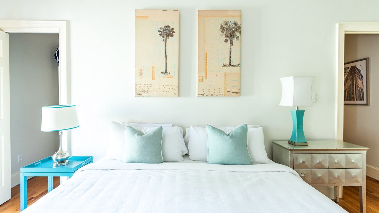 Photo of Bedroom in Beach Institute
