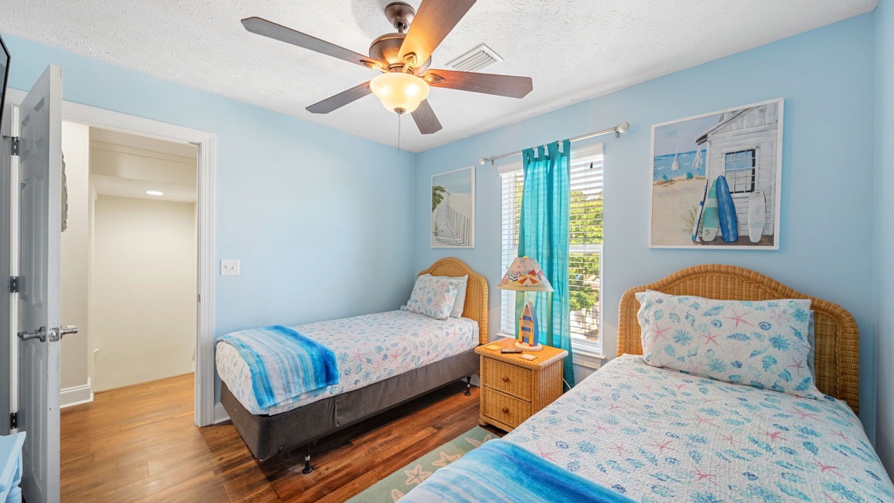 Photo of Bedroom in Holiday Beach