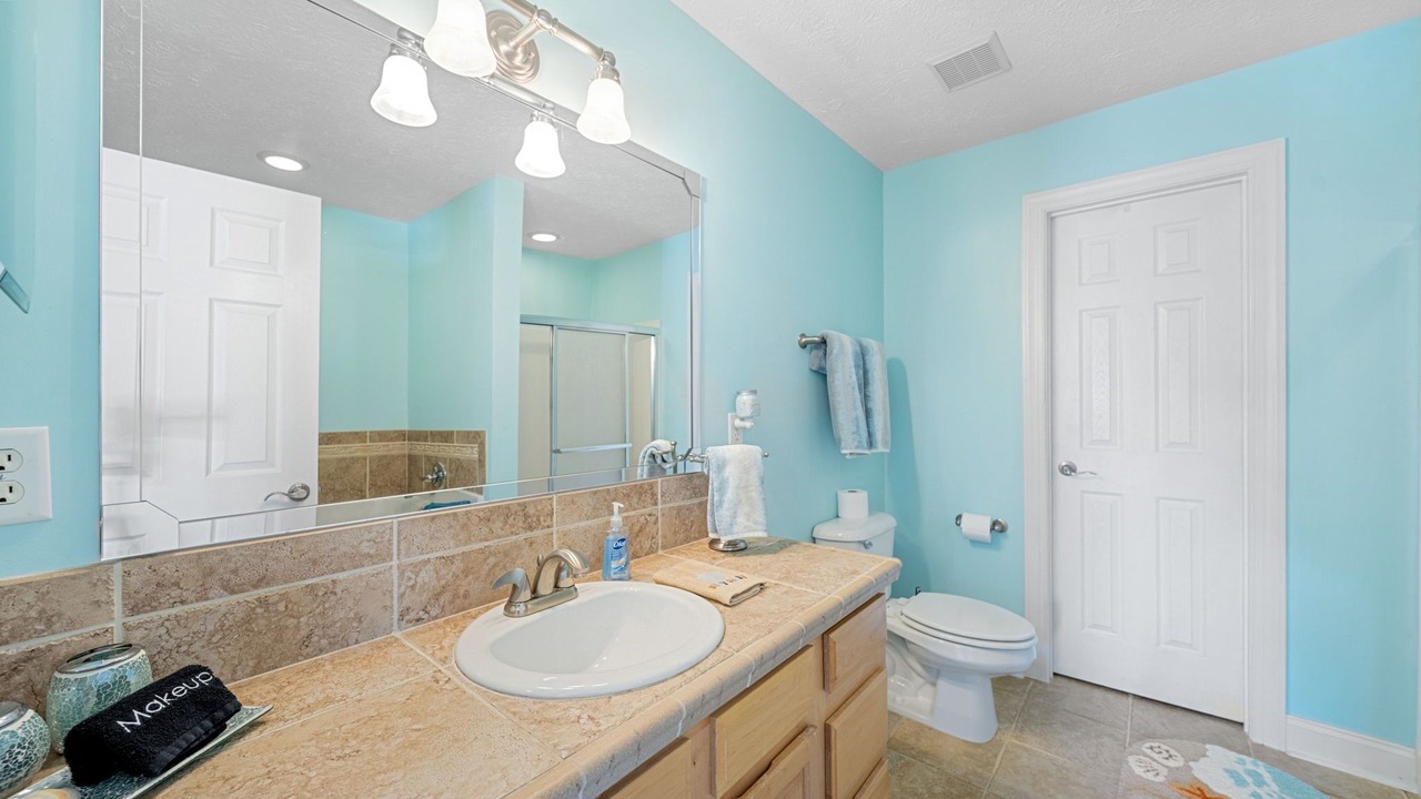 Photo of Bathroom in Holiday Beach