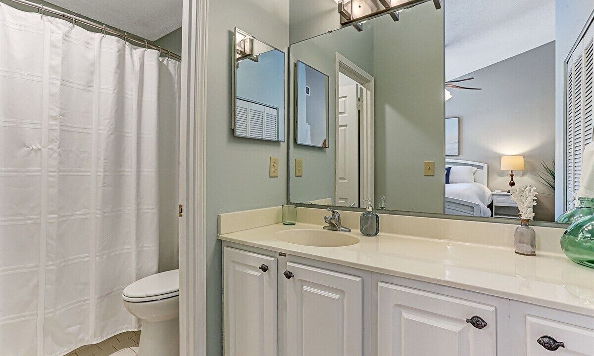 Photo of Bathroom in Amelia City