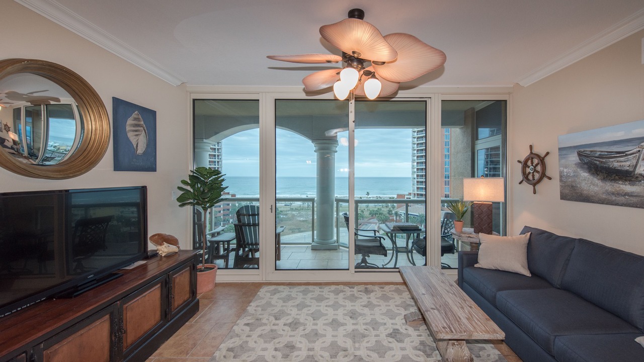 Photo of Livingroom in Pensacola Beach